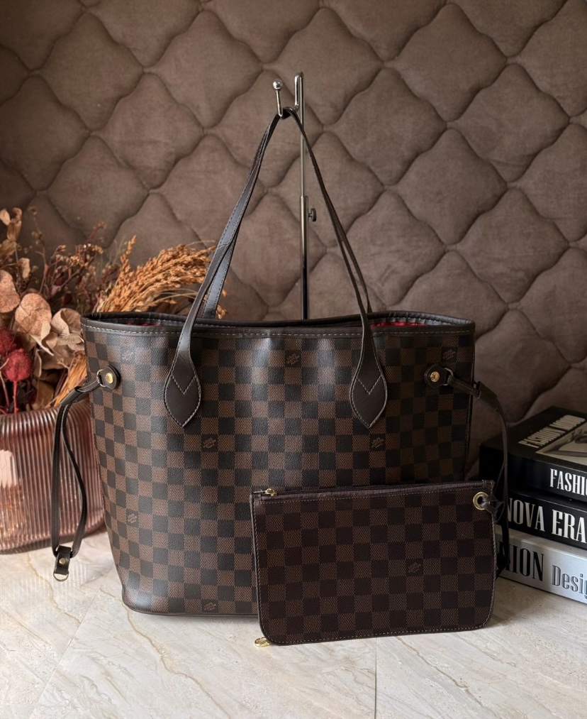 Bolsa Transversal LV com carteira - Imagem 4
